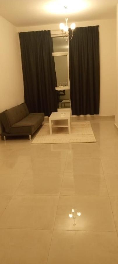 Al Alkeem Heights Apartment Рас ал Хайм Екстериор снимка